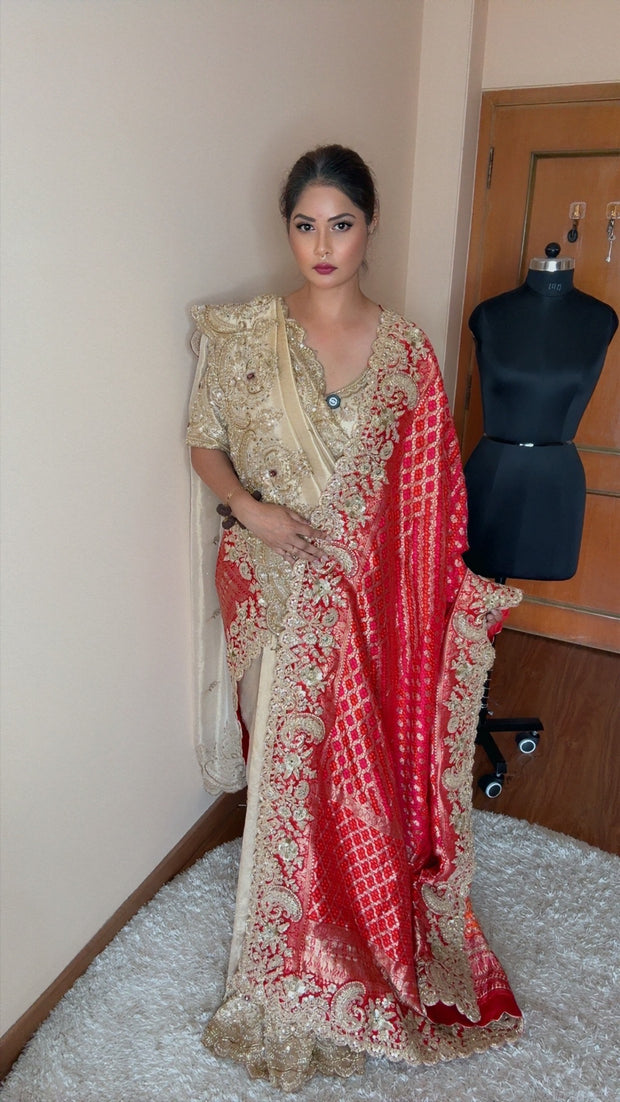 VASTRAYAM Exclusive Ivory Red Handwork Silk Drape Set