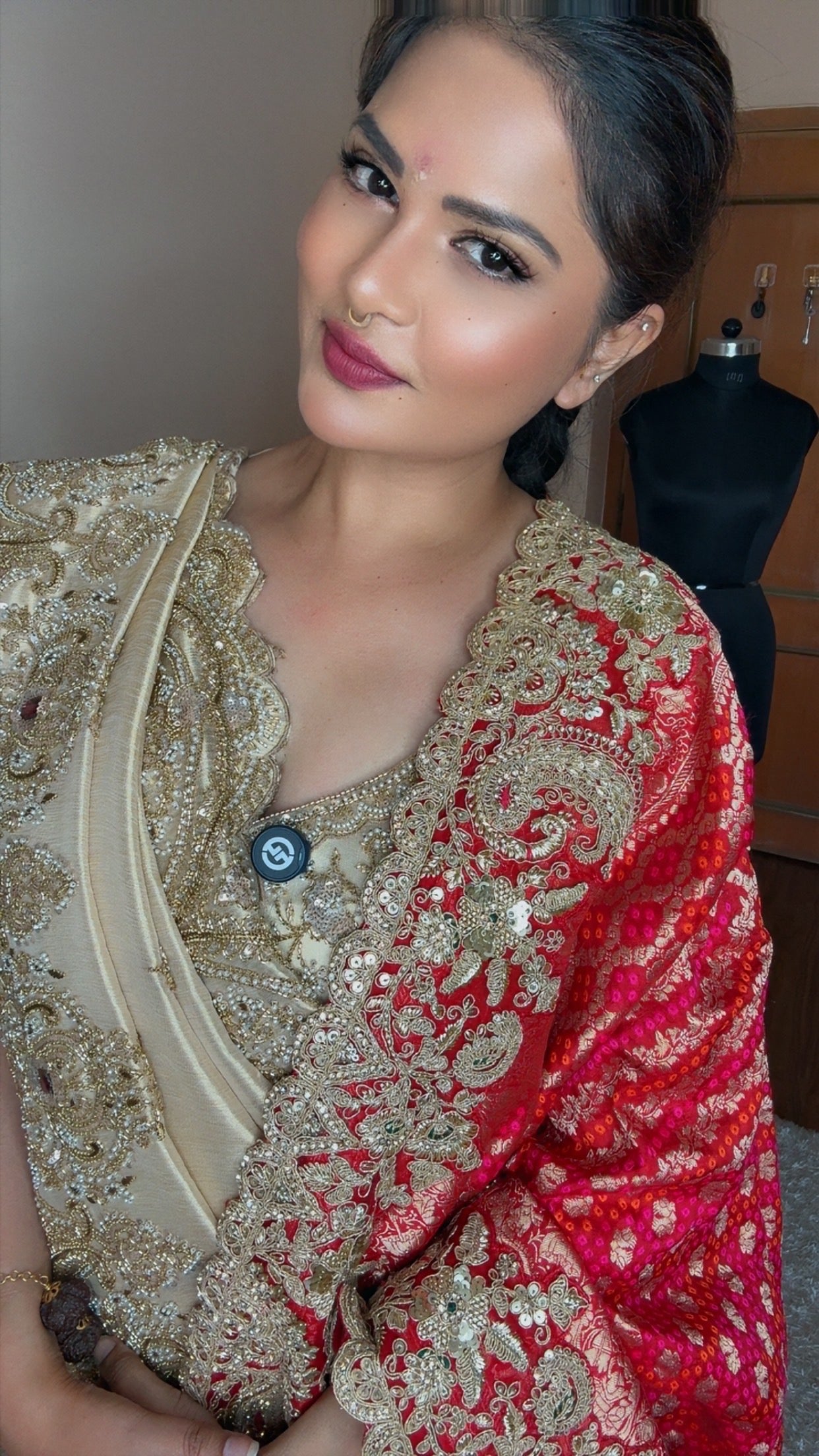 VASTRAYAM Exclusive Ivory Red Handwork Silk Drape Set