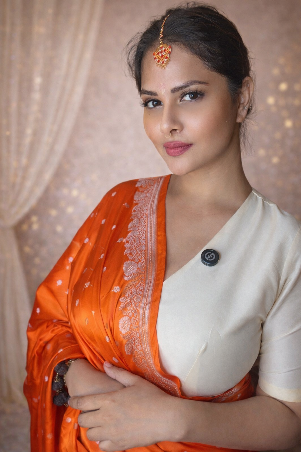 VASTRAYAM Bright Orange Mashru Katan Silk Banarasi Saree