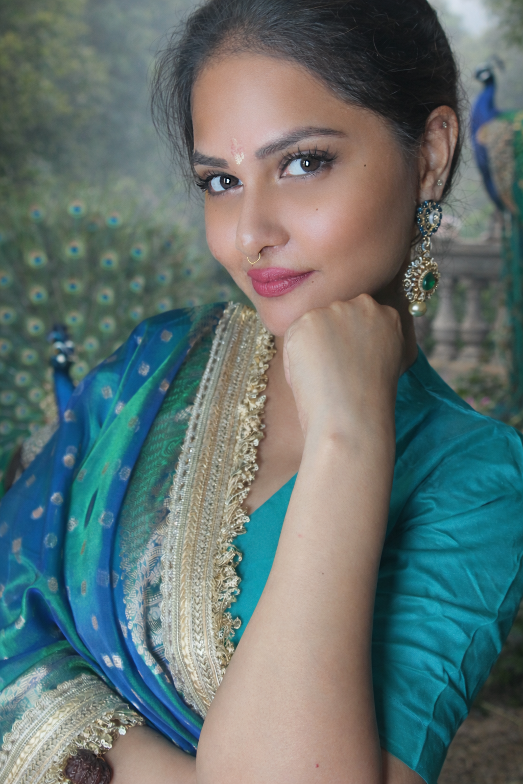 Rare Peacock Shade Tissue Silk Designer Lace Work Banarasi Saree