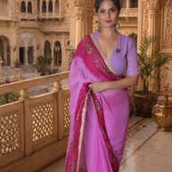VASTRAYAM Premium Pink Ombre Georgette Saree