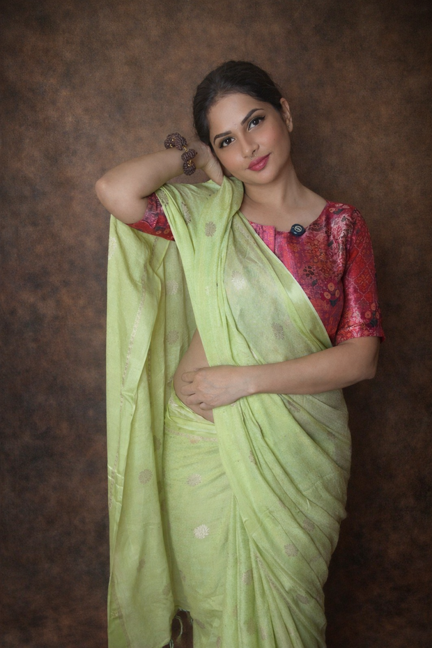 VASTRAYAM Exclusive Mint Green Banarasi Saree