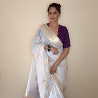 VASTRAYAM White Soft Banarasi Silk Saree With Resham Weave Pallu