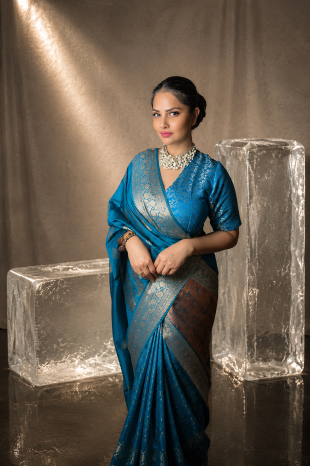 VASTRAYAM Kaishori Firozi Soft Banarasi Silk Saree