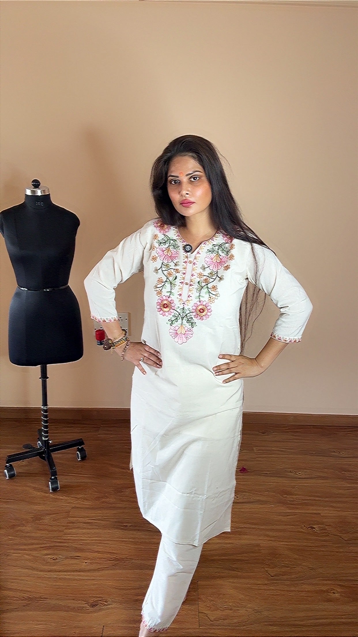 ✨ VASTRAYAM – Ivory Grace Khadi Cotton Suit Set (Exclusive One Piece) ✨