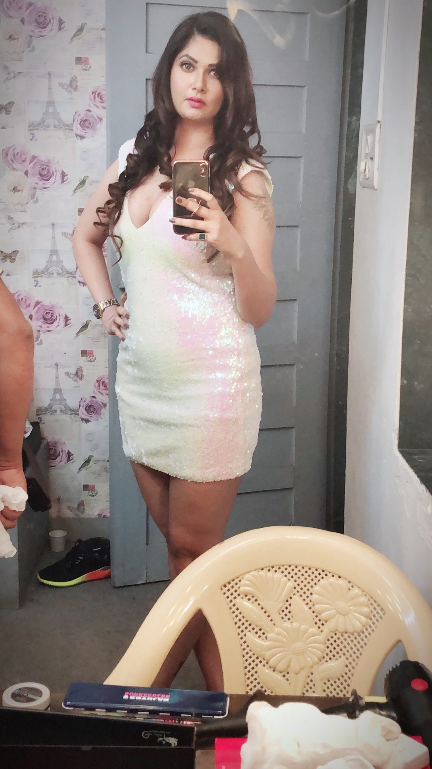 White Sequin Bodycon Dress – Glam Party Look